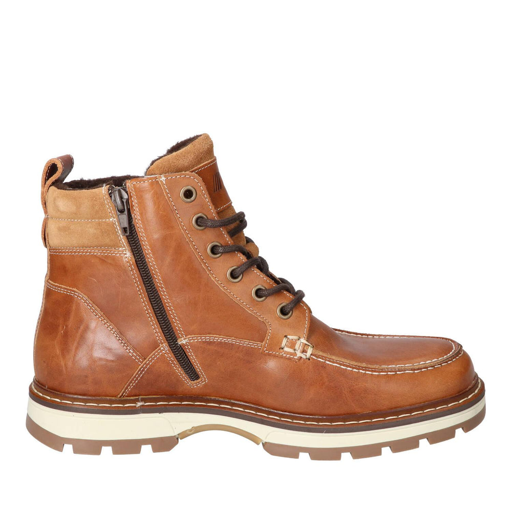 Boots, Cognac