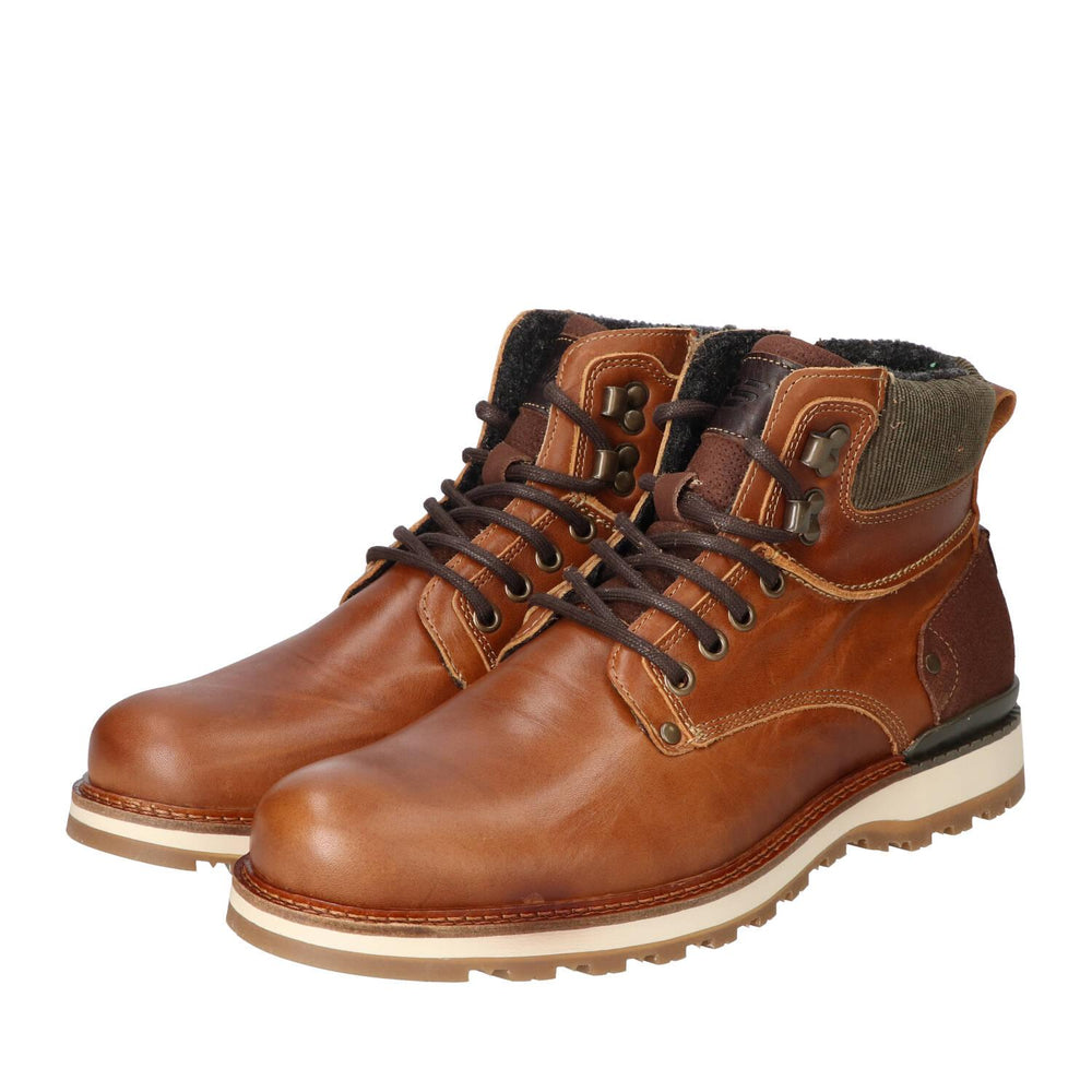 Boots, Cognac