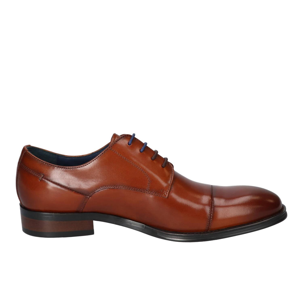 Chaussures à lacets, Cognac