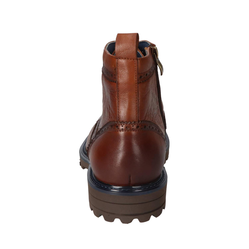 Boots, Cognac