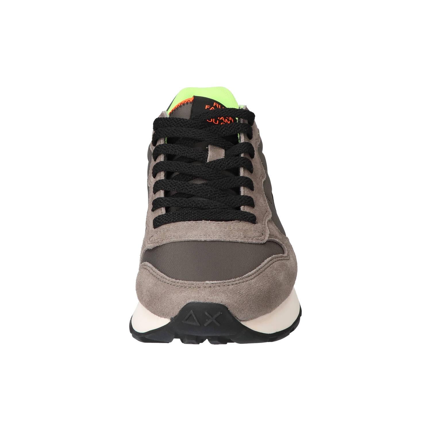 Sneakers, Grijs