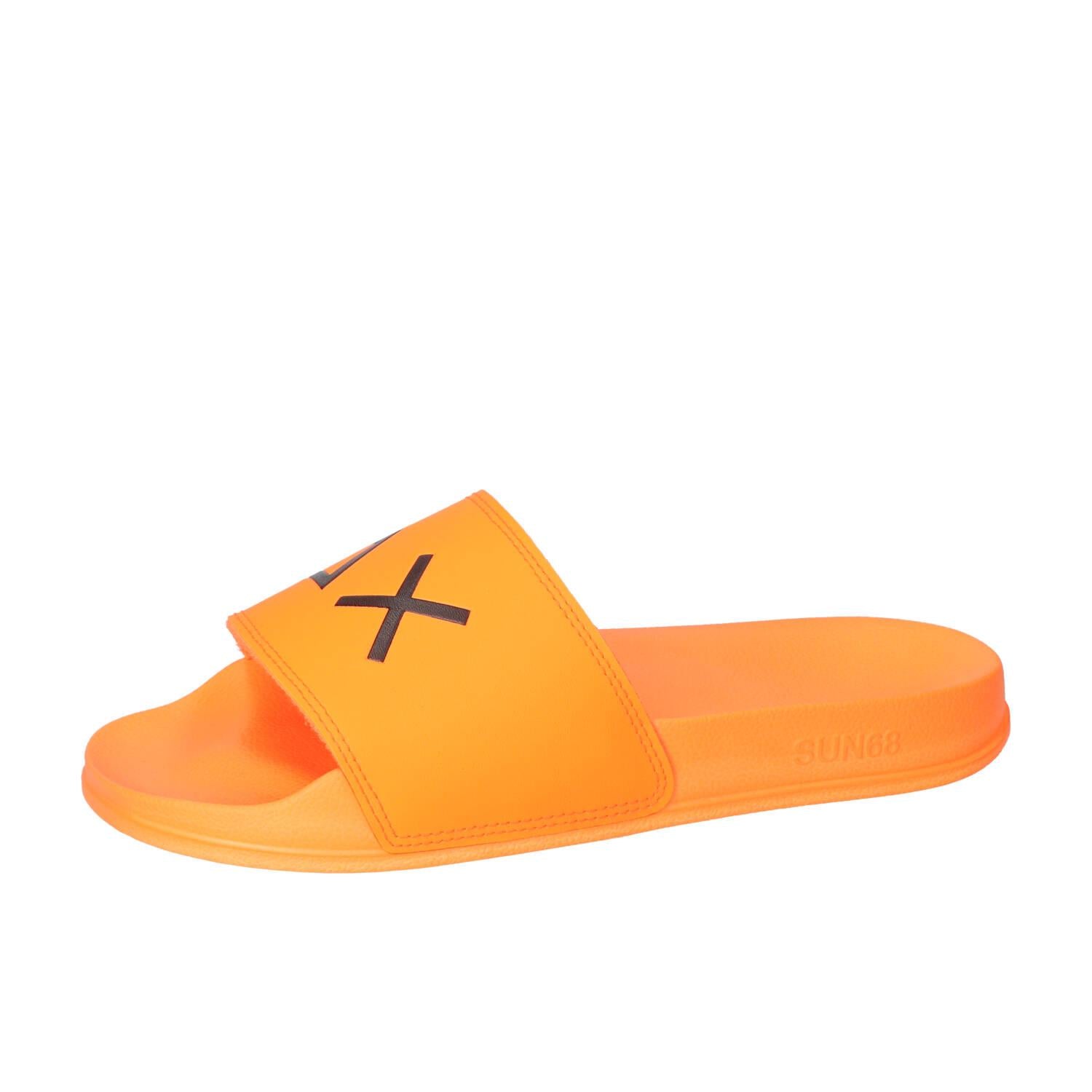 Slippers, Oranje
