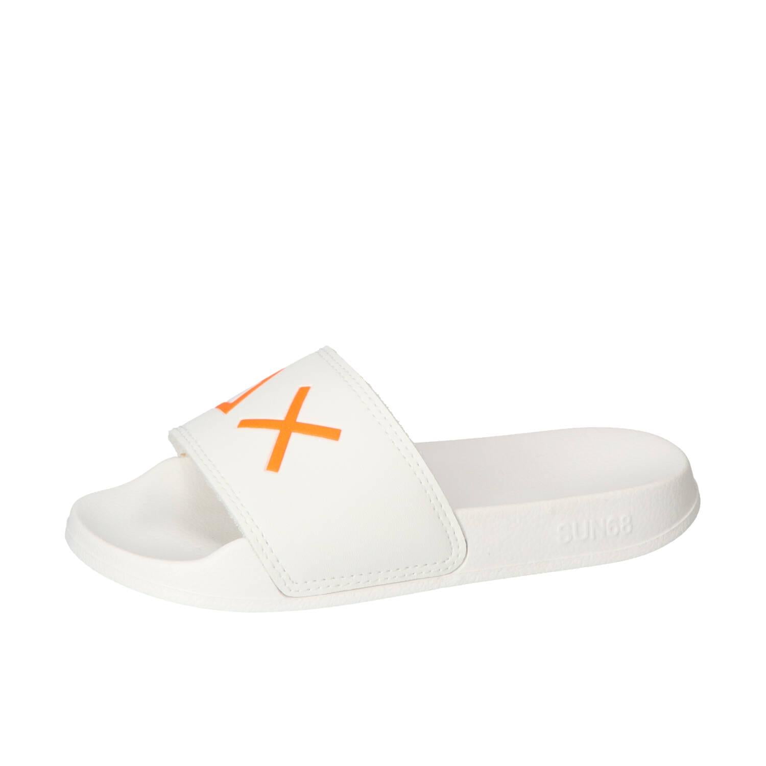 Slippers, Wit