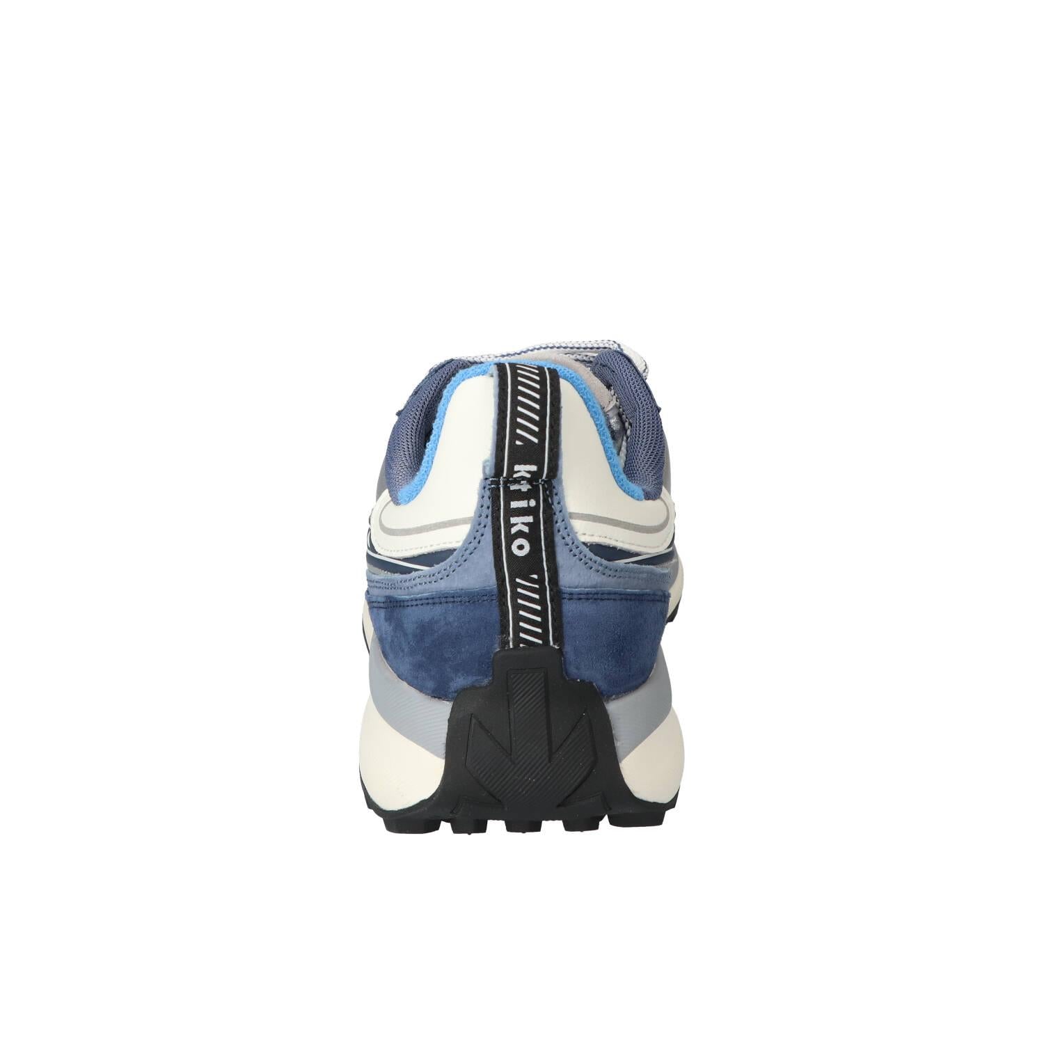 Sneakers, Blauw