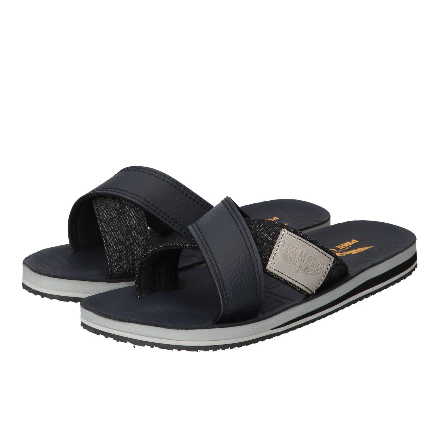 Slippers, Blauw