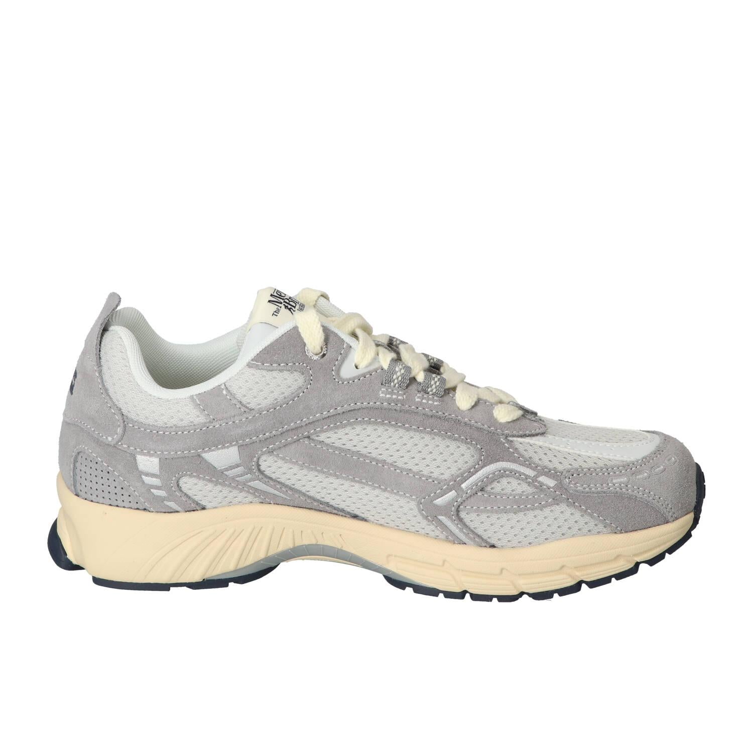 Sneakers, Grijs