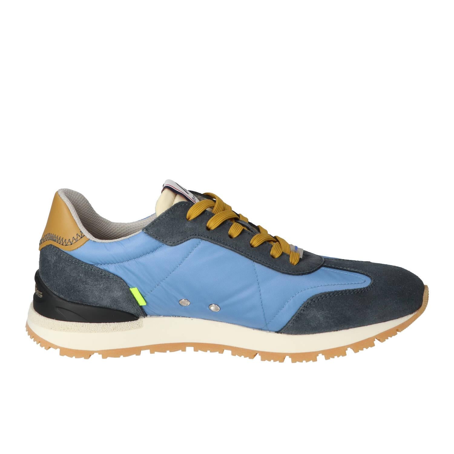 Sneakers, Lichtblauw