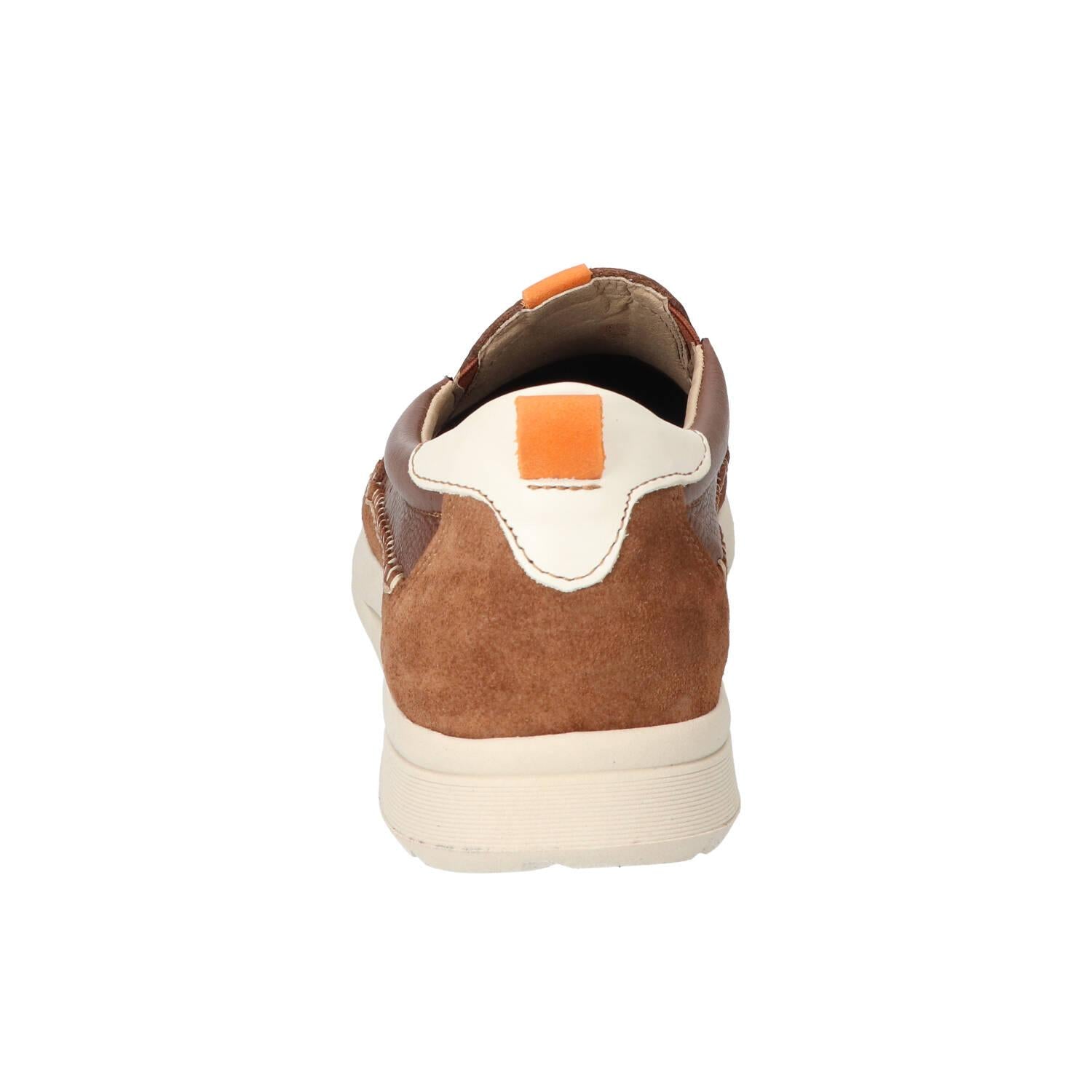 Instapschoenen, Cognac