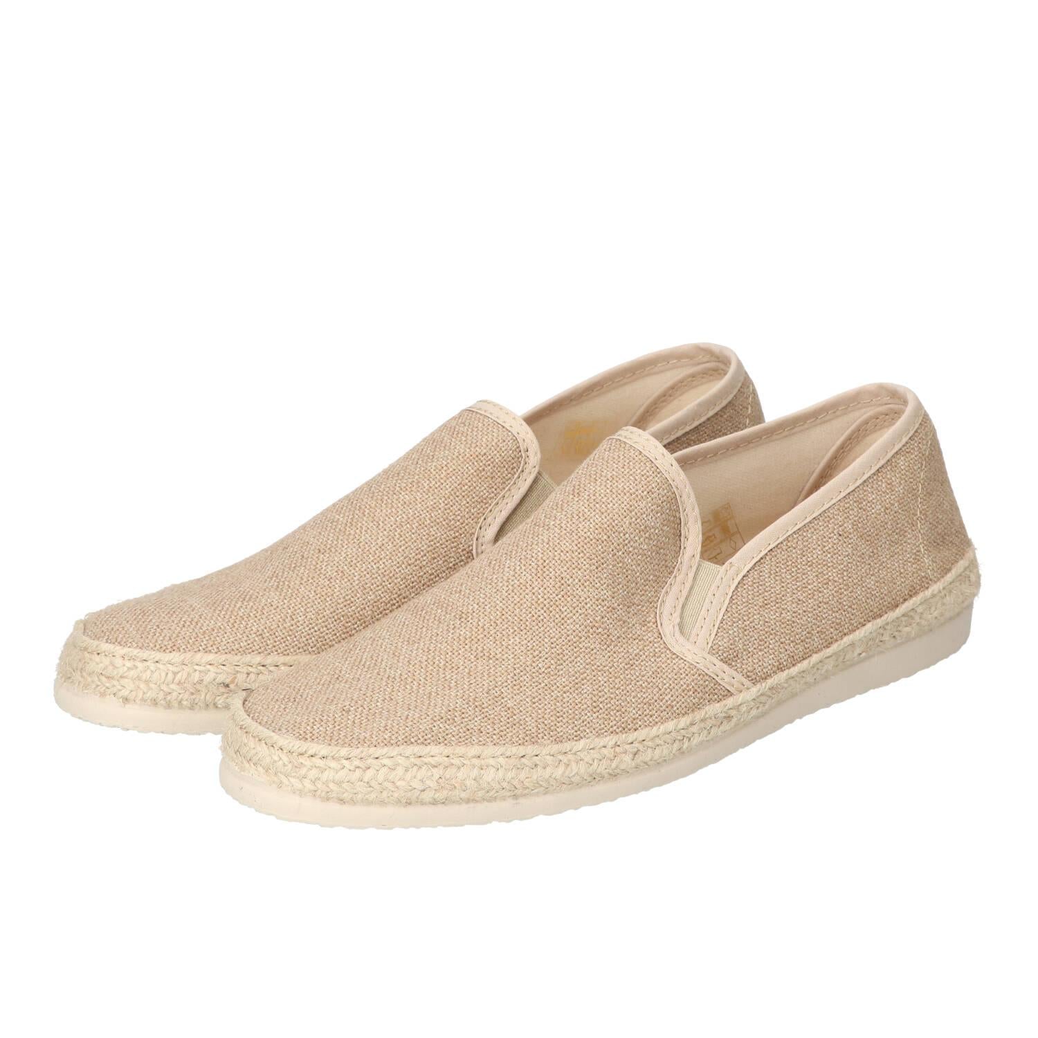 Instapschoenen, Lichtbeige