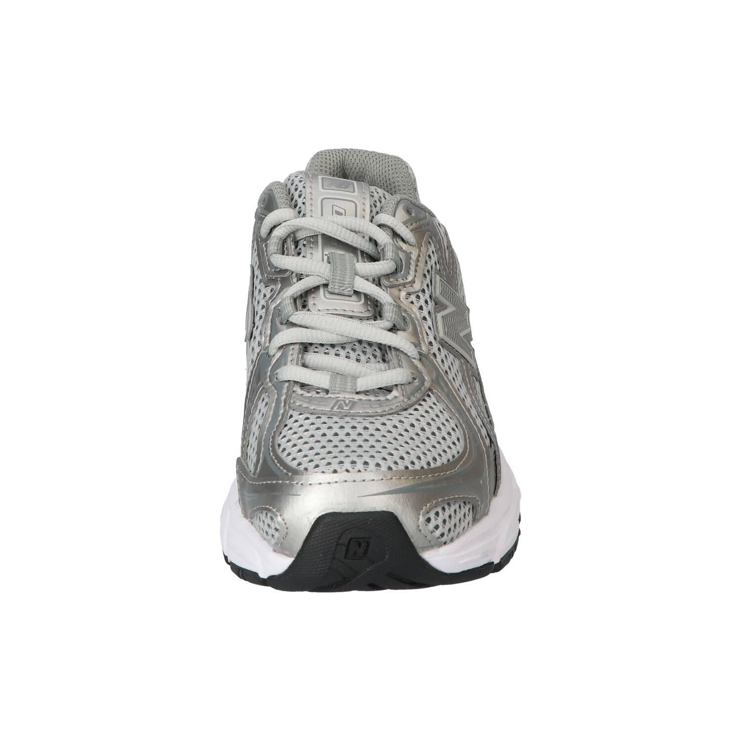 Baskets, argent