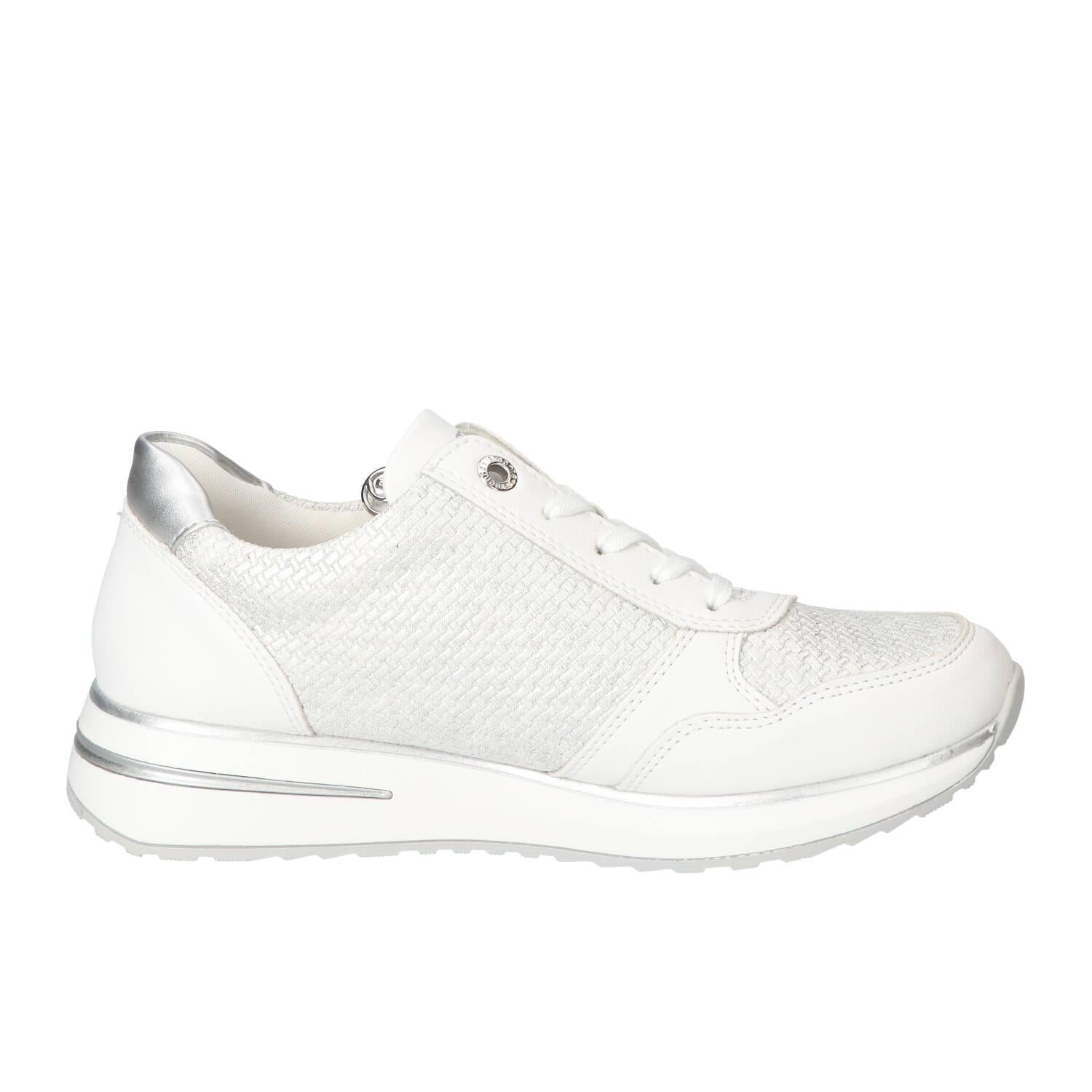 Sneakers, Wit