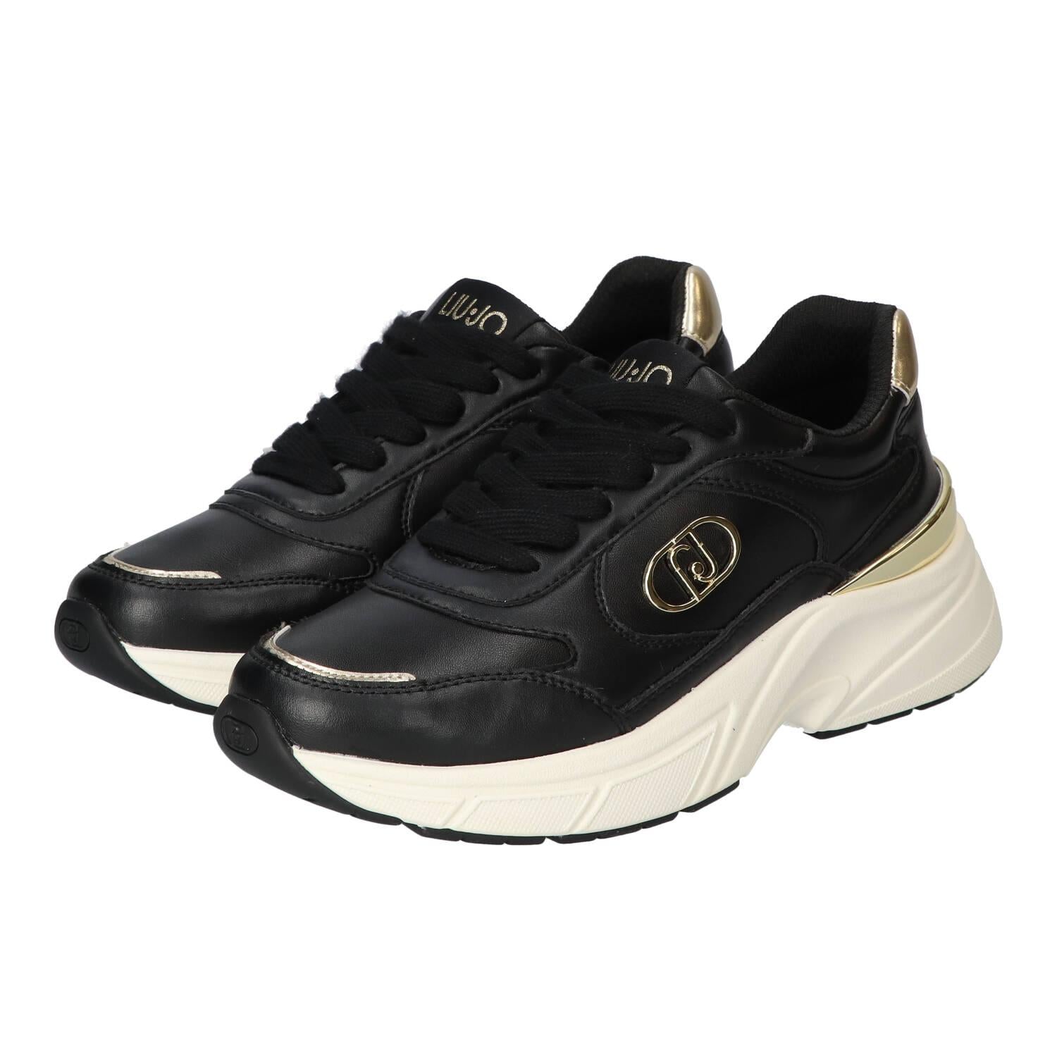 Sneakers, Zwart
