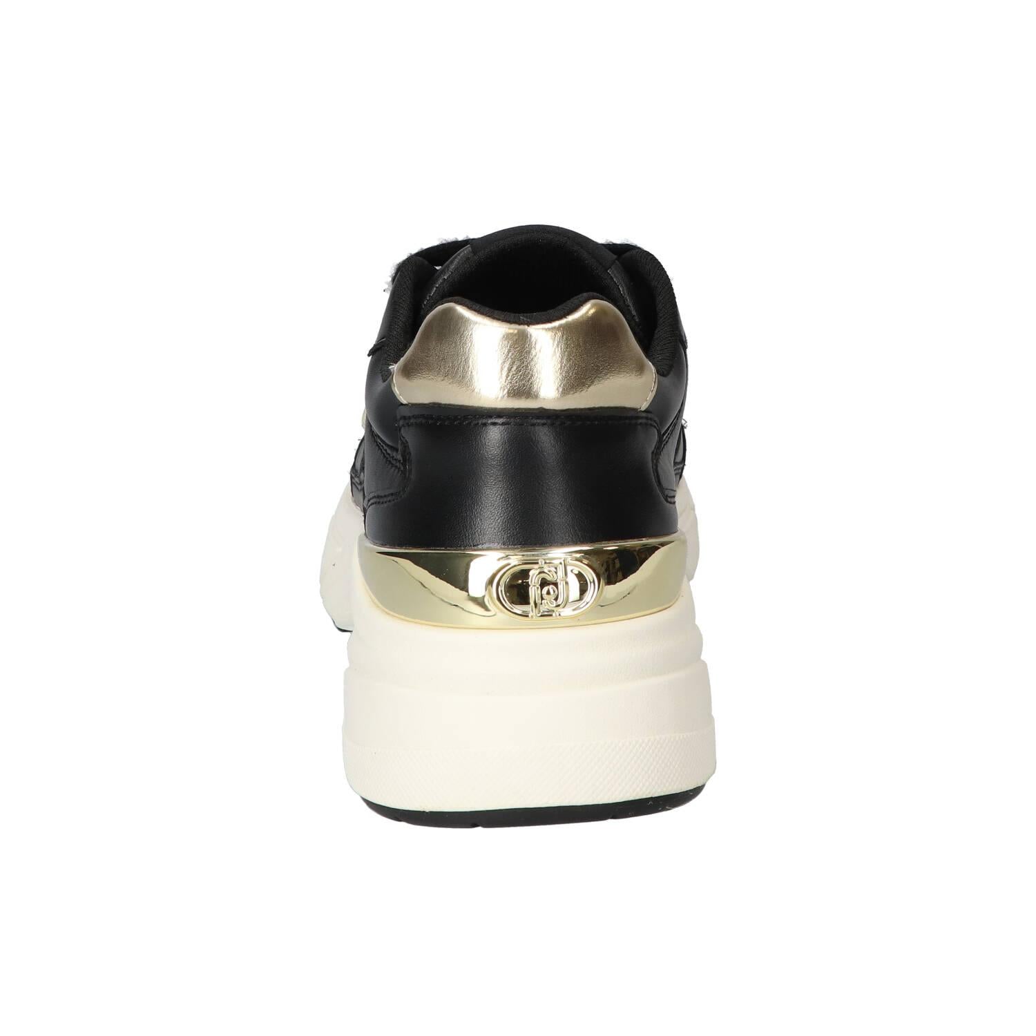 Sneakers, Zwart