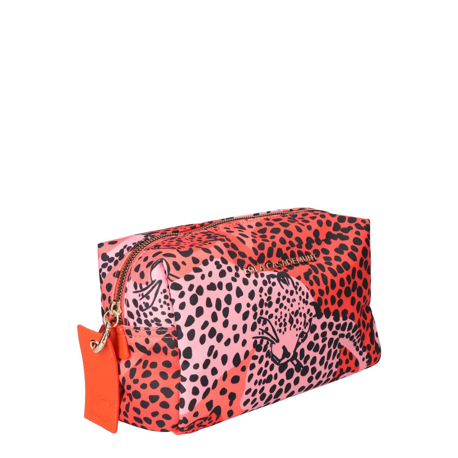 Toilettas, Rood