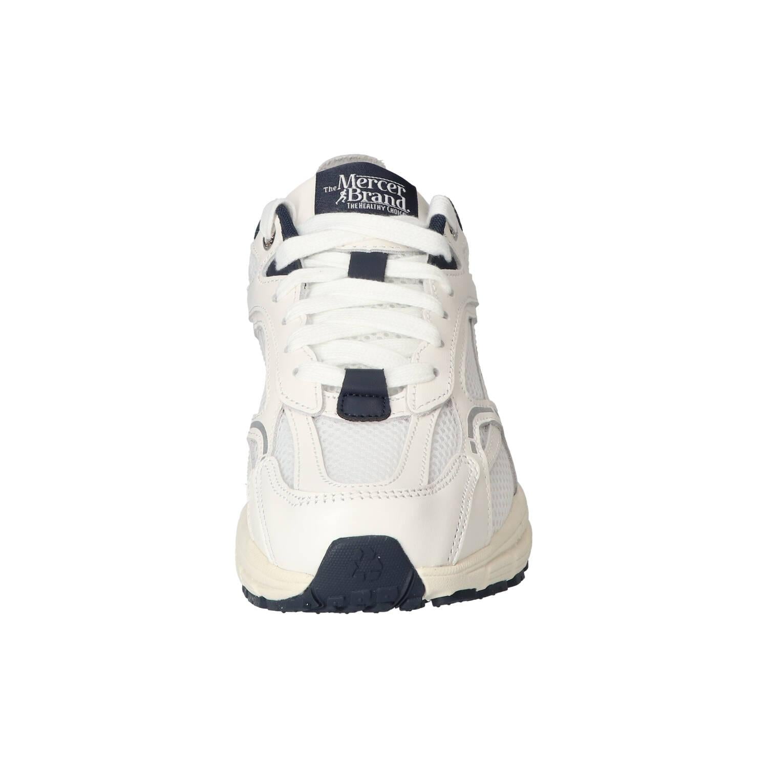 Sneakers, Wit