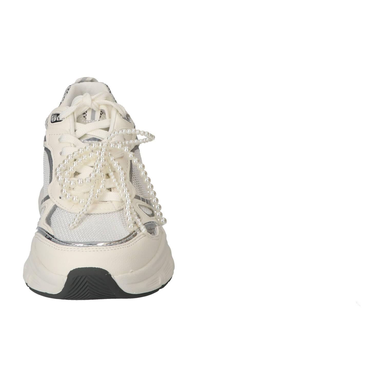 Sneakers, Wit