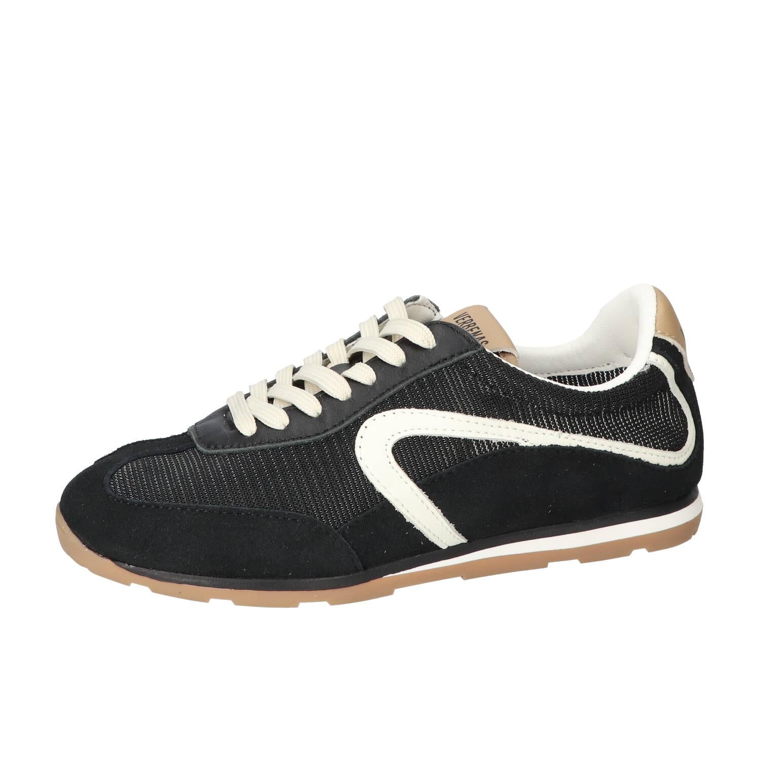 Sneakers, Zwart