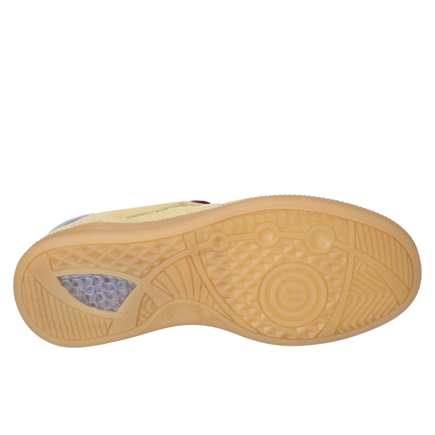 Sneakers, Geel