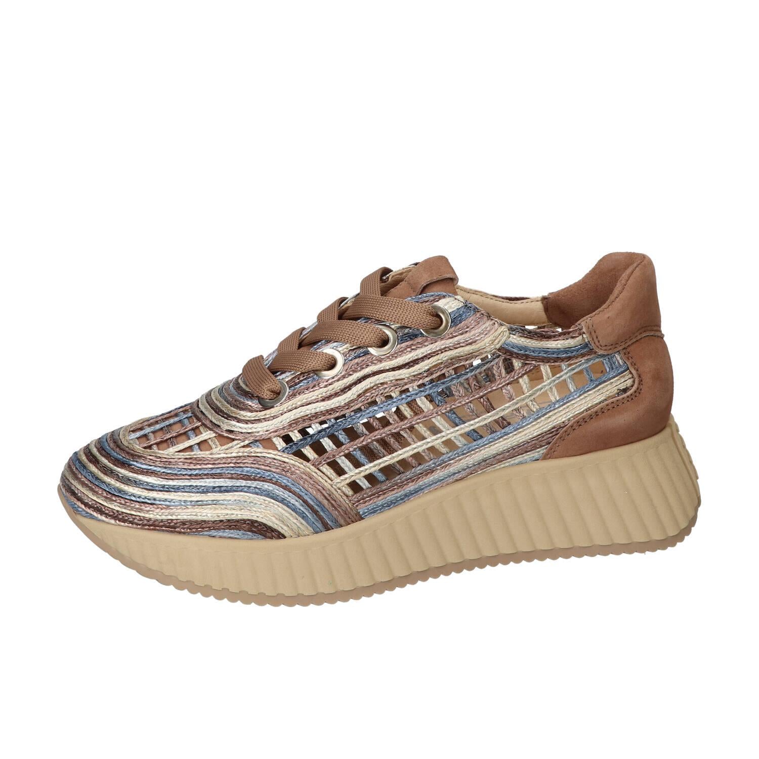 Sneakers, Lichtblauw