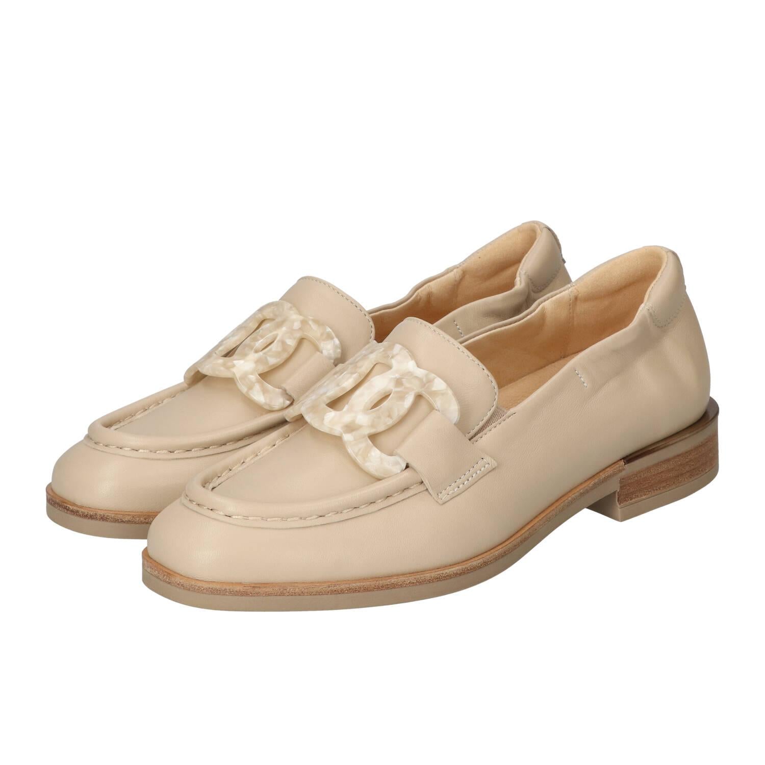 Instapschoenen, Lichtbeige