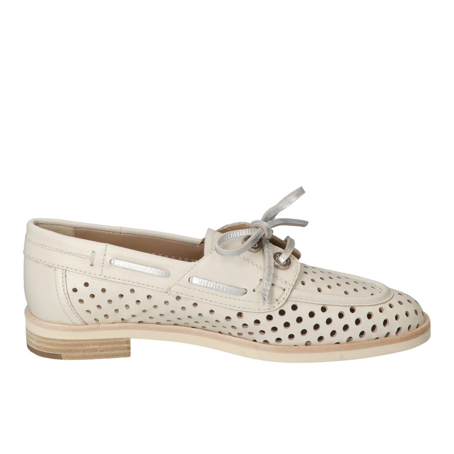 Veterschoenen, Off White