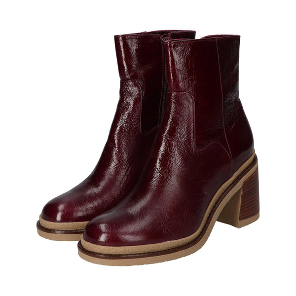 Booties, Bordeaux