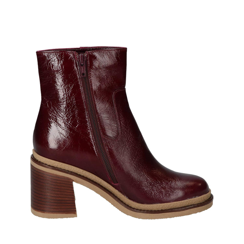 Booties, Bordeaux