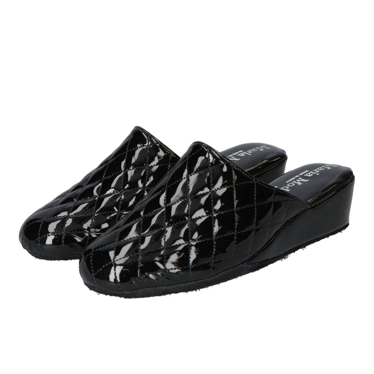 Pantoffels, Zwart