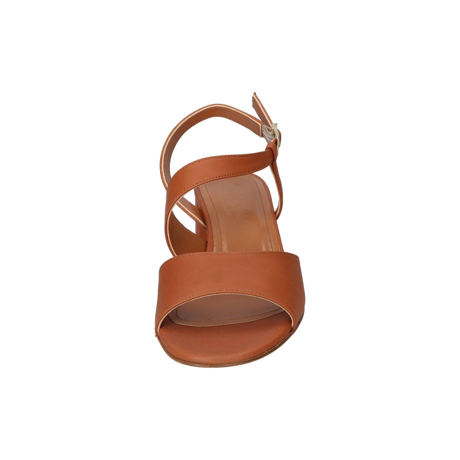 Sandalen, Cognac