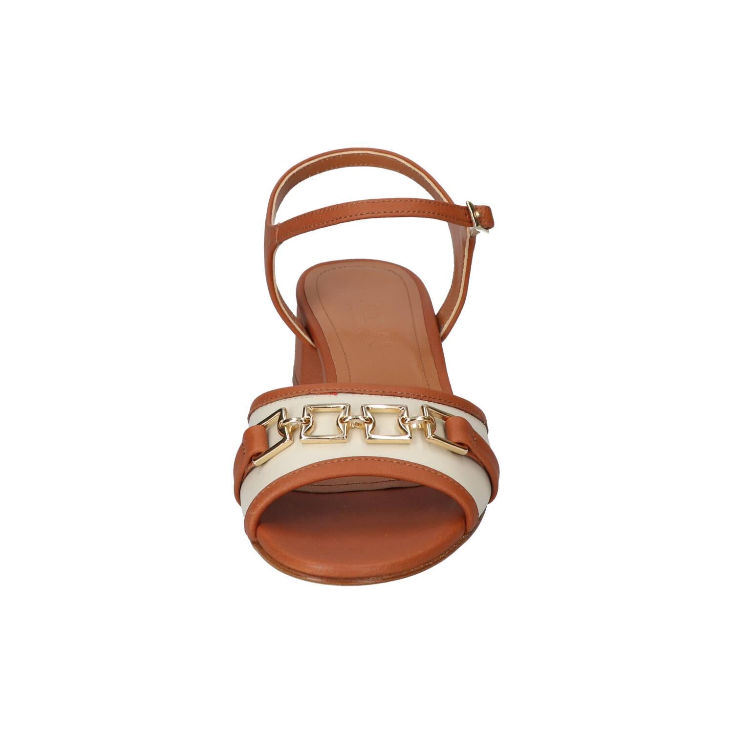Sandalen, Cognac