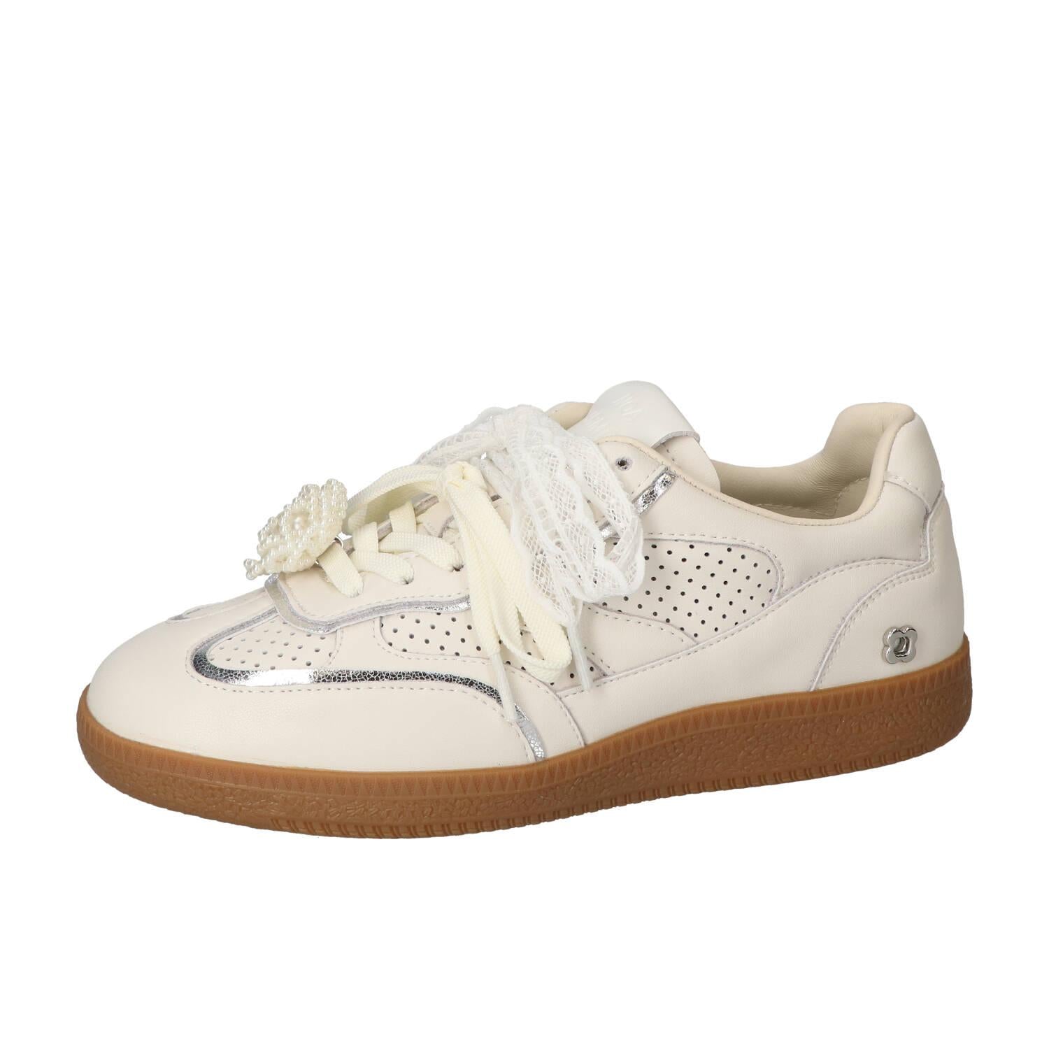 Sneakers, Wit