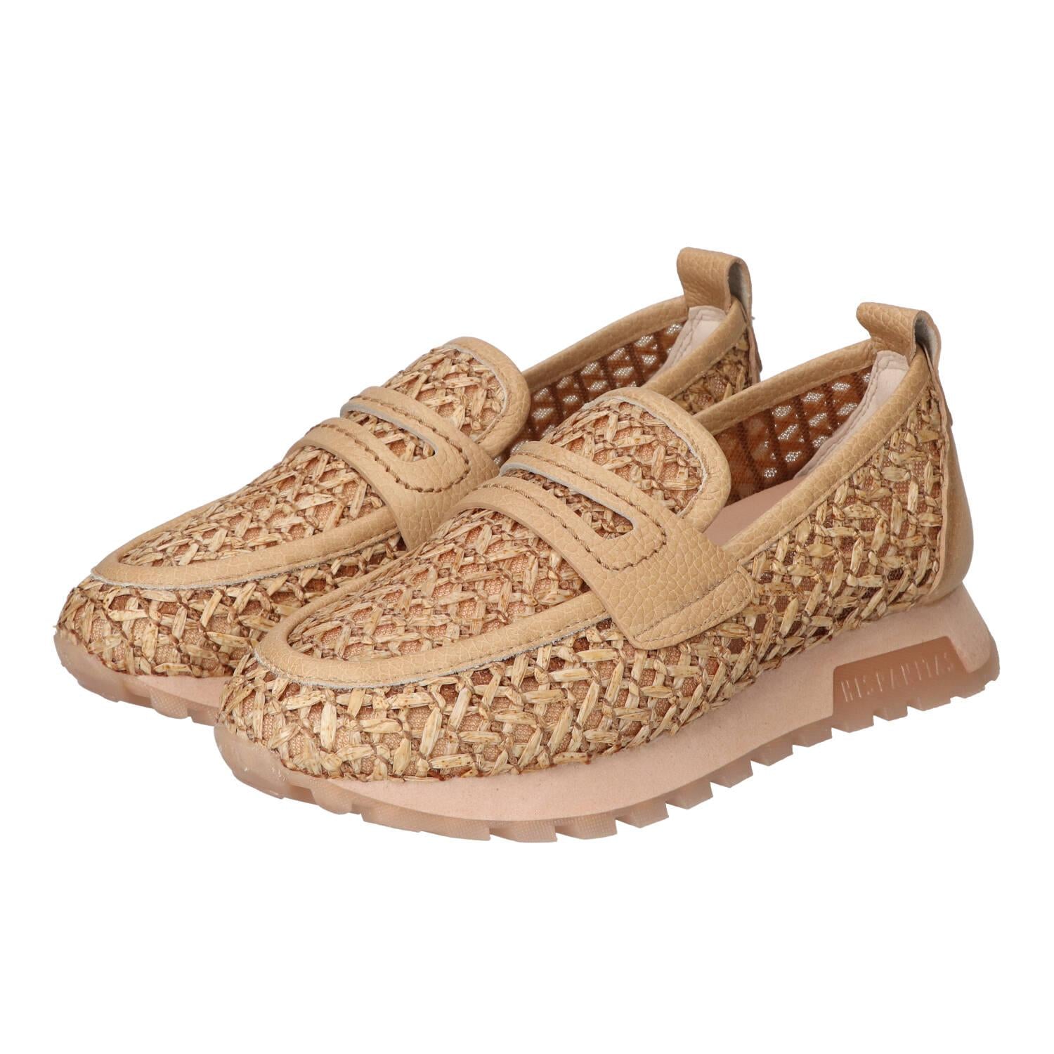 Instapschoenen, Lichtbeige