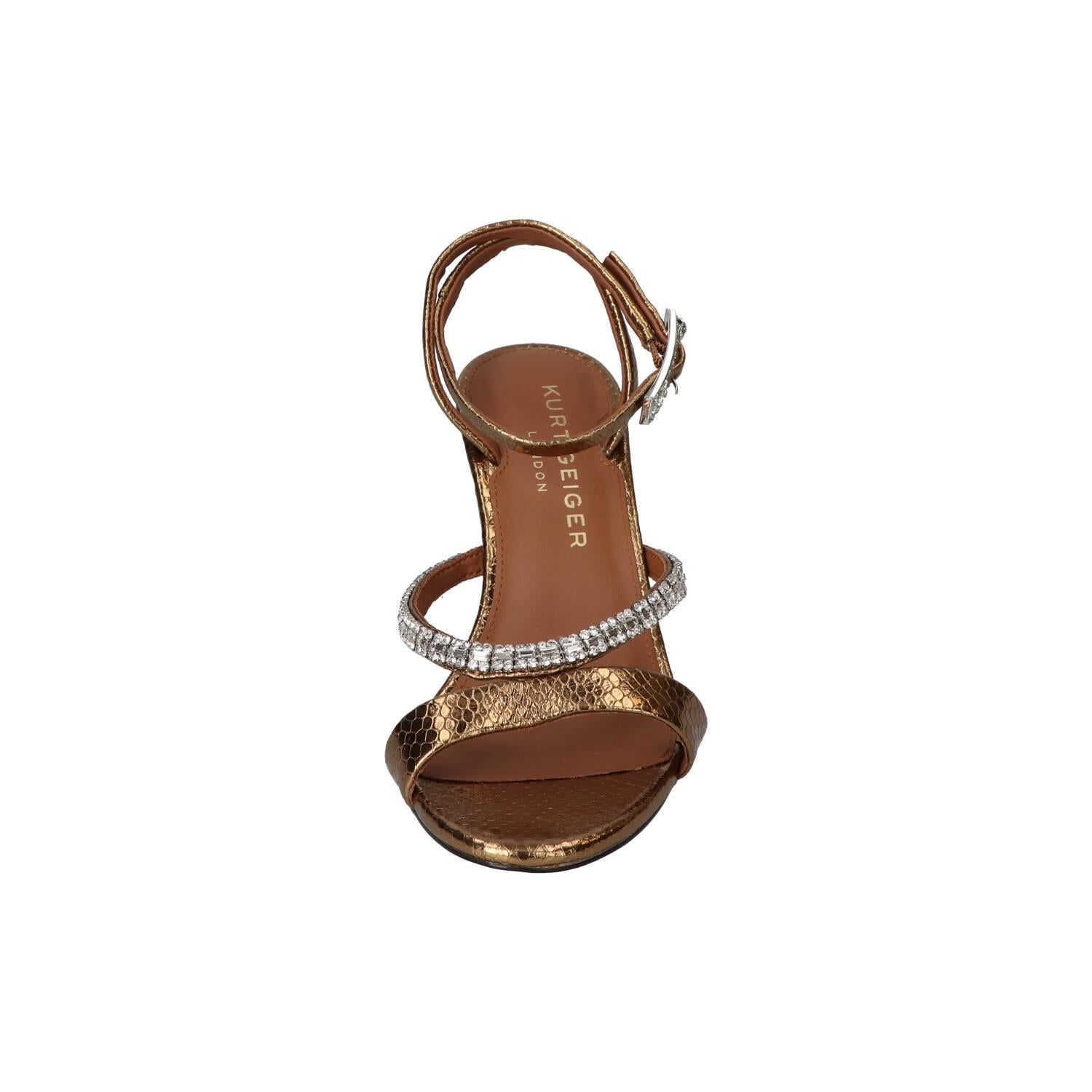 Sandalen, Brons