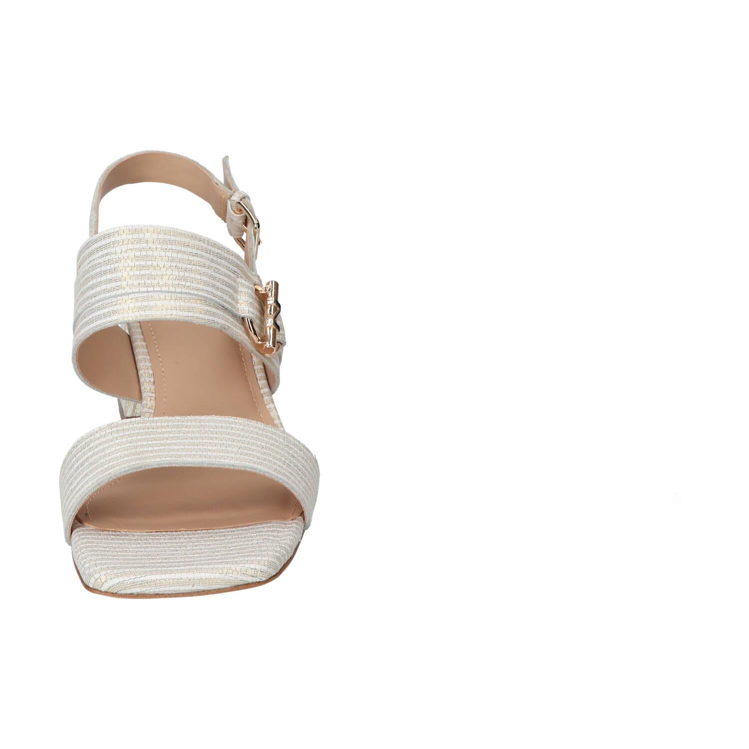 Sandalen, Goud