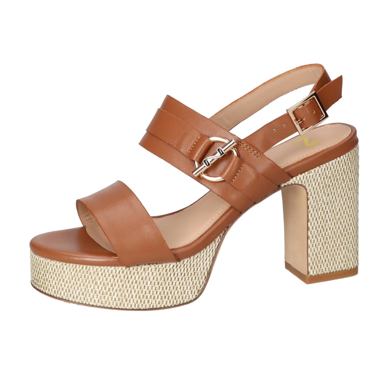 Sandalen, Cognac
