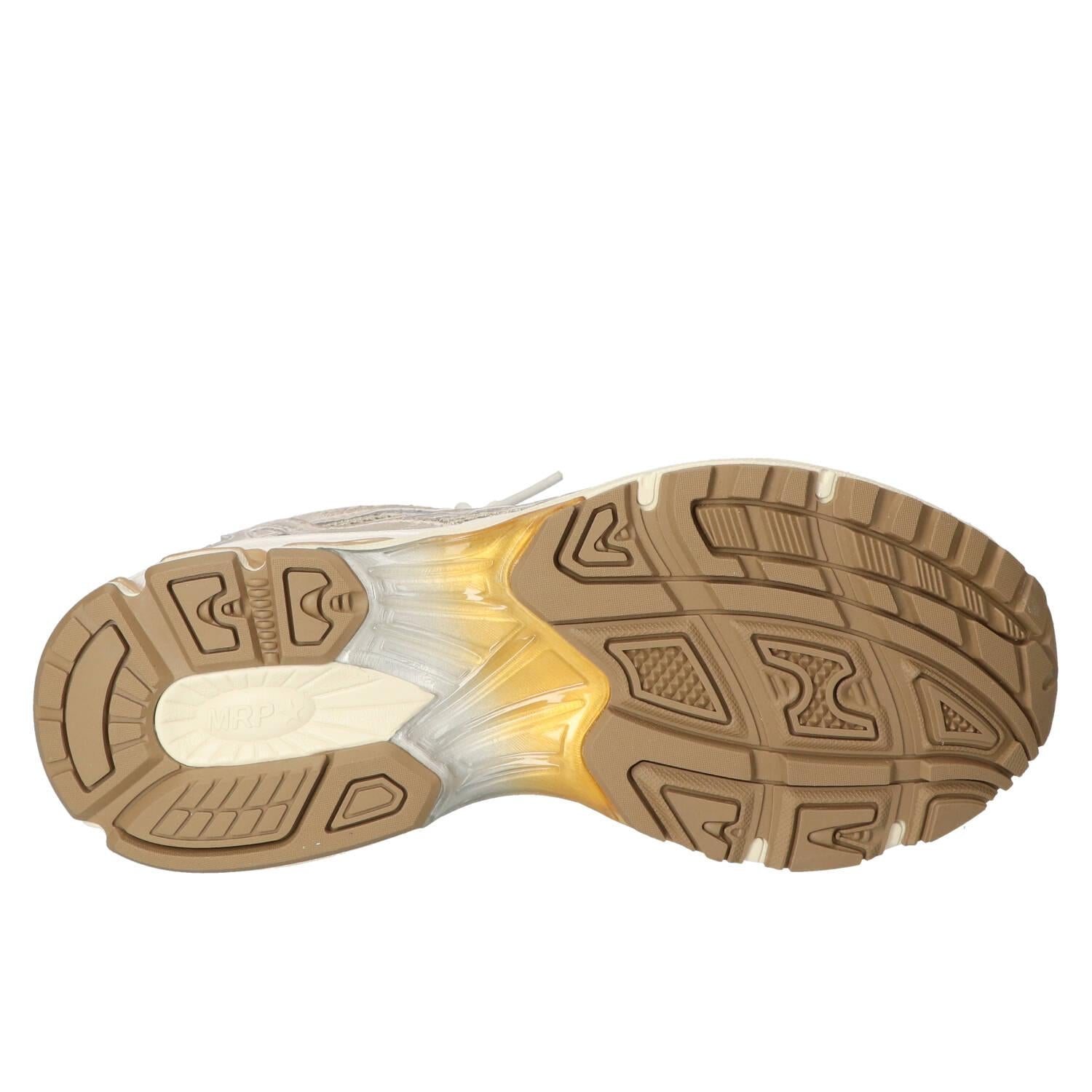 Sneakers, Goud