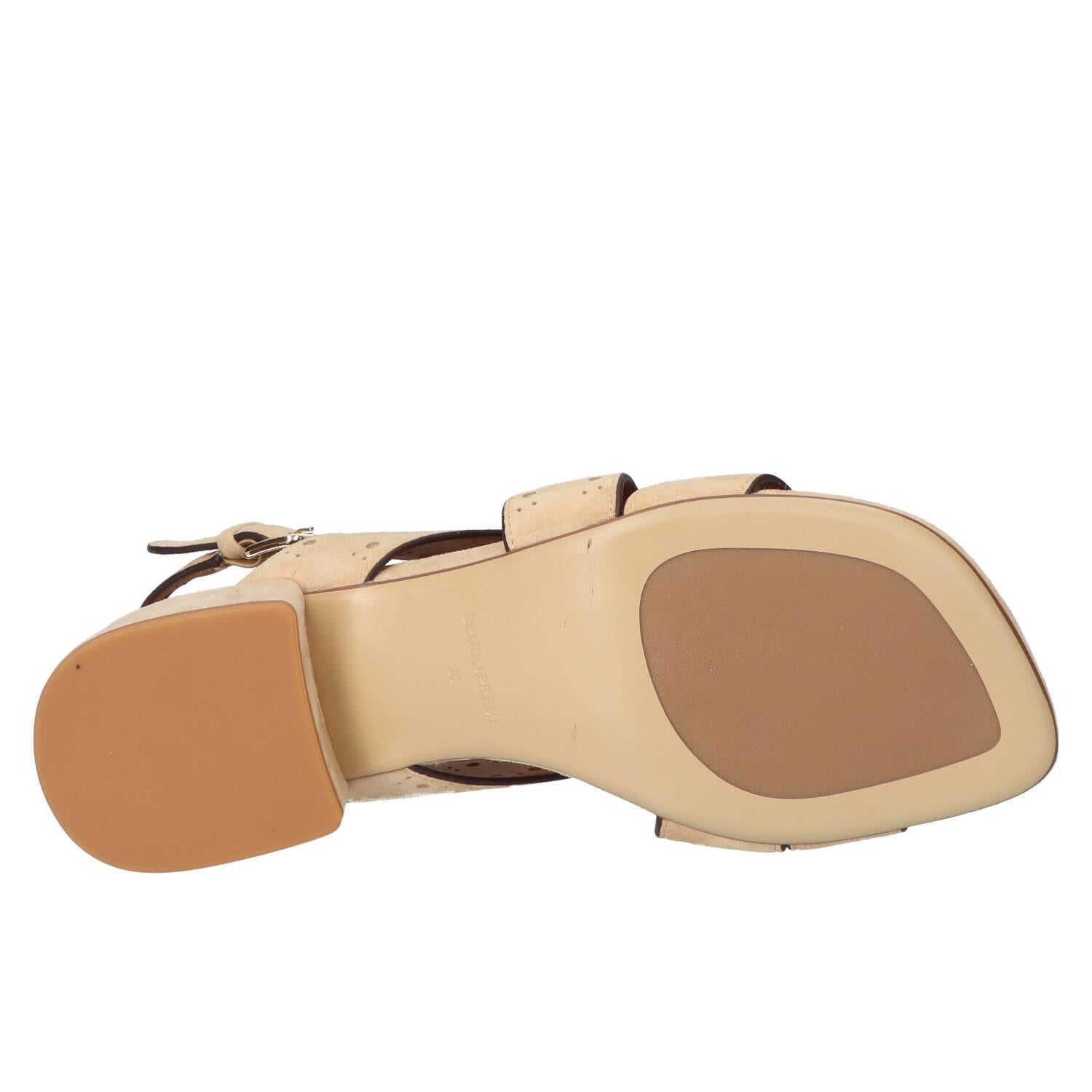 Sandalen, Lichtbeige