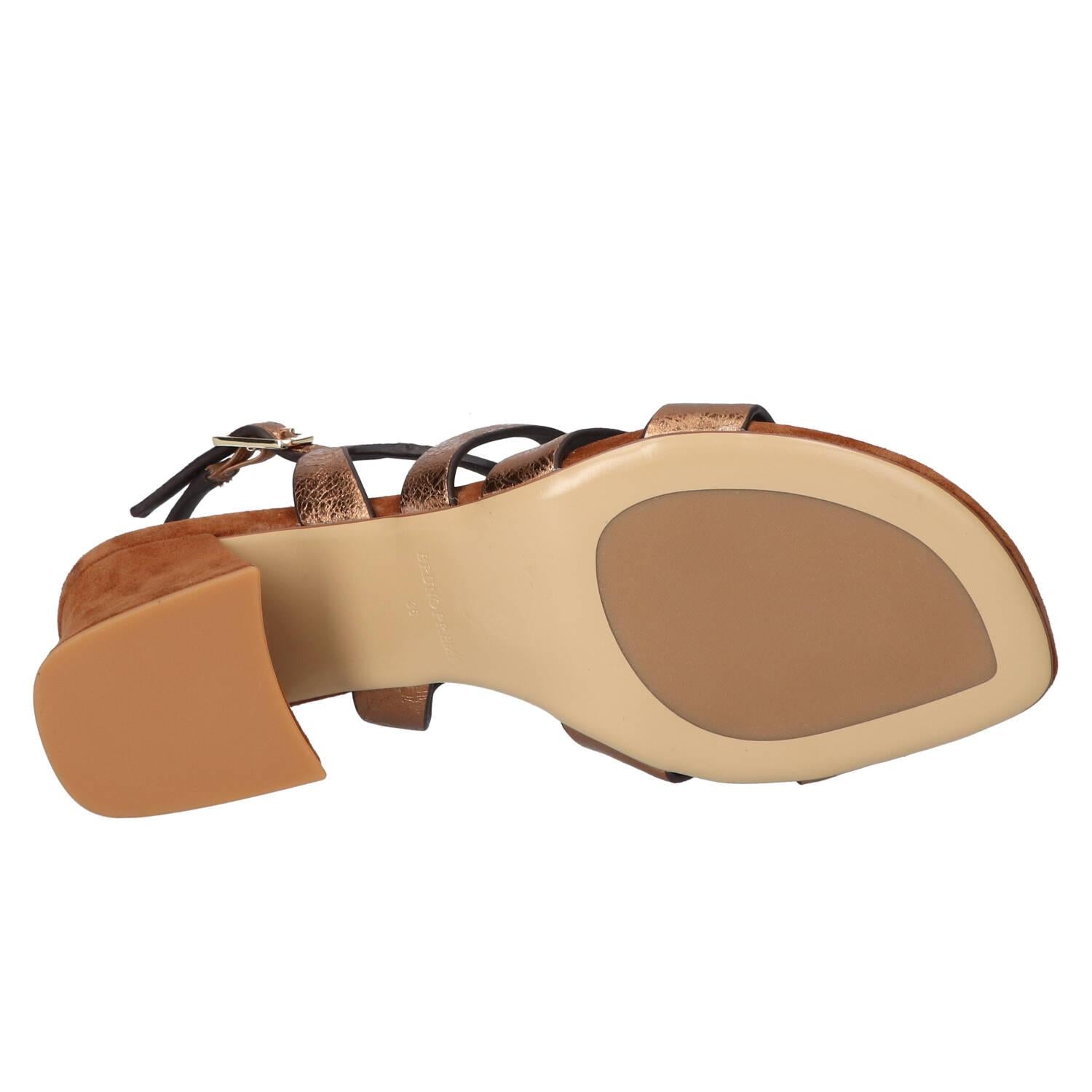 Sandalen, Brons