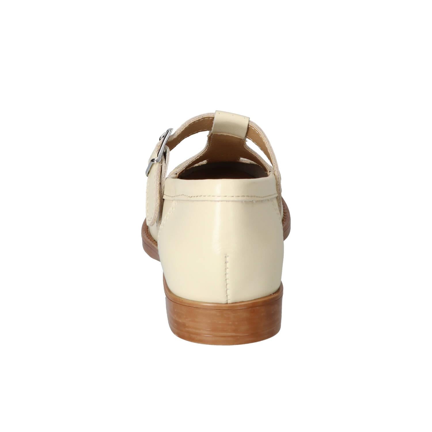 Instapschoenen, Off White