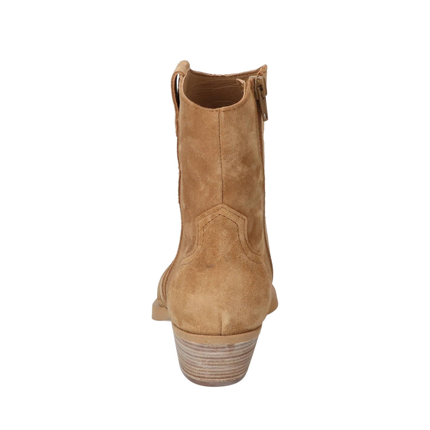 Booties, Cognac