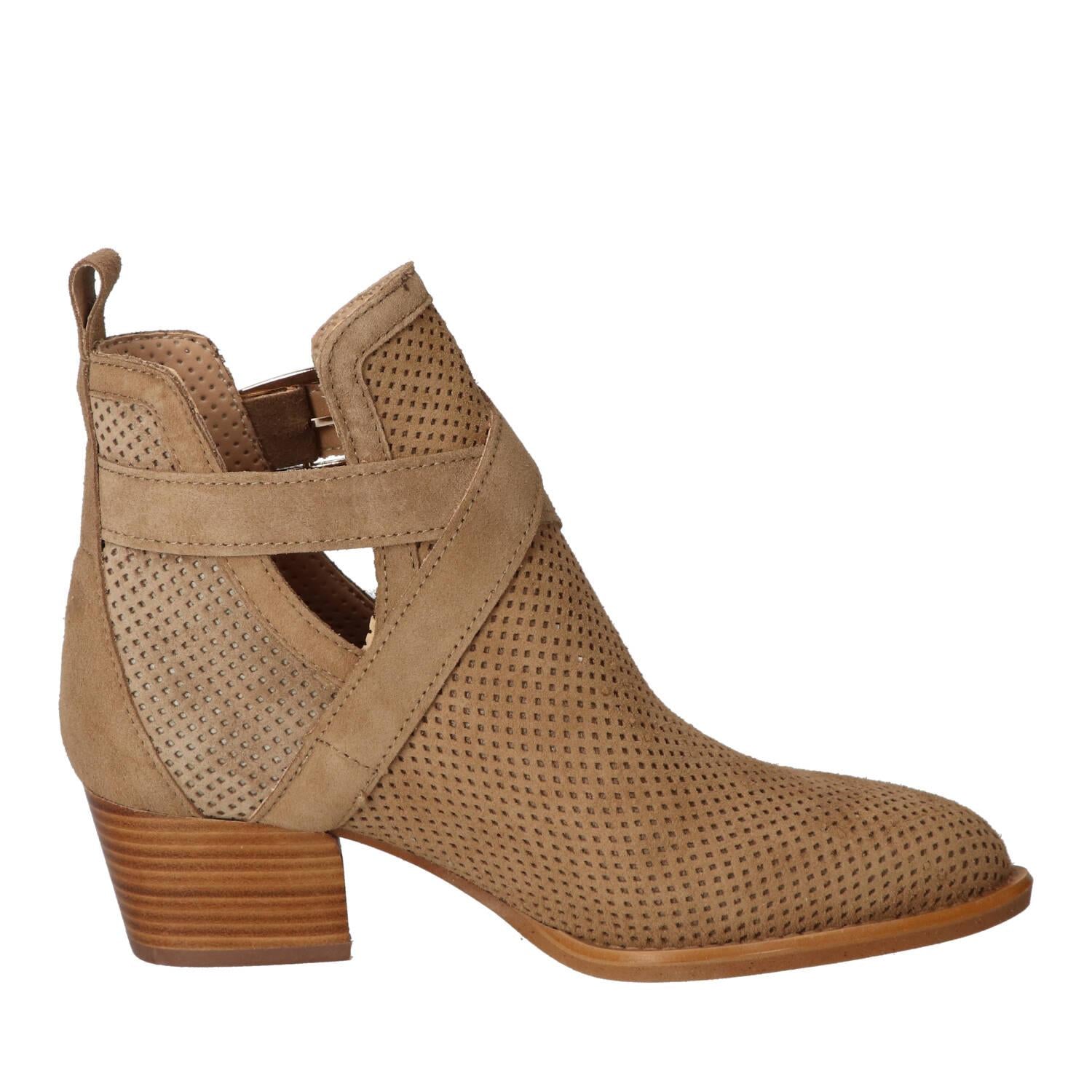 Booties, Cognac