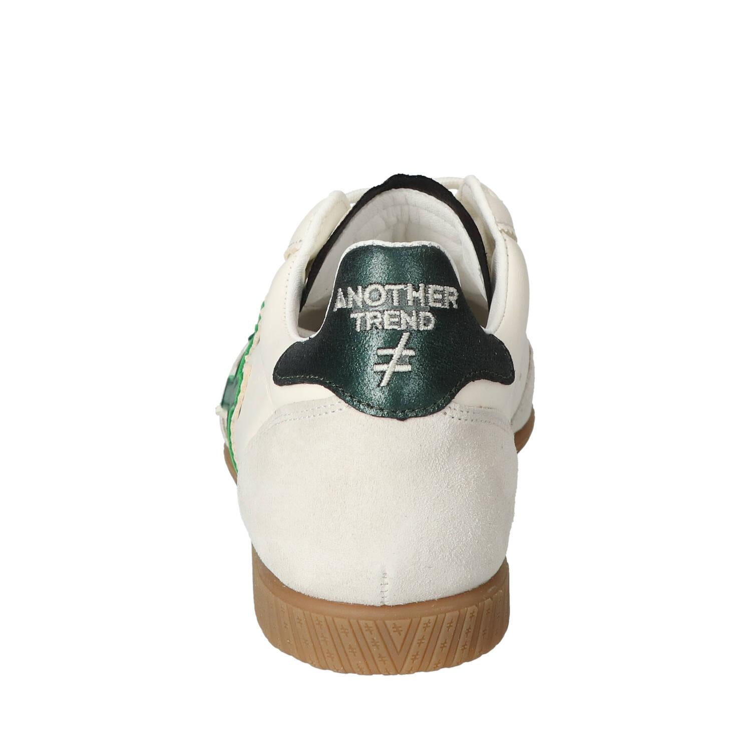 Sneakers, Wit