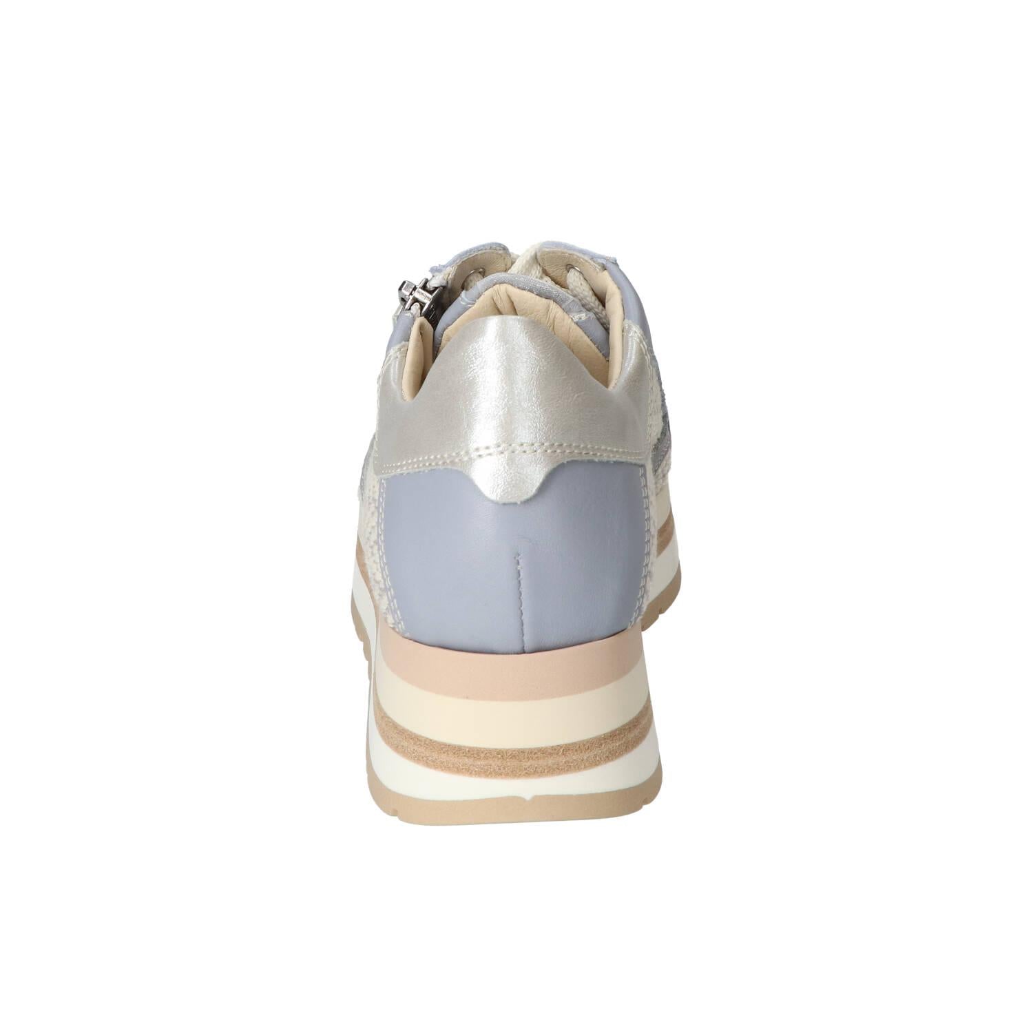 Sneakers, Lichtblauw