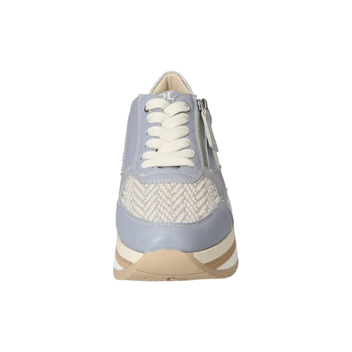 Sneakers, Lichtblauw