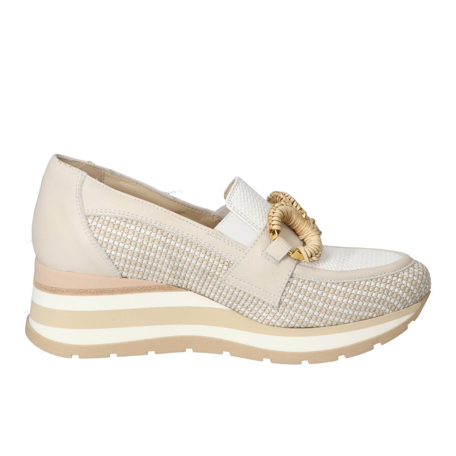 Instapschoenen, Lichtbeige