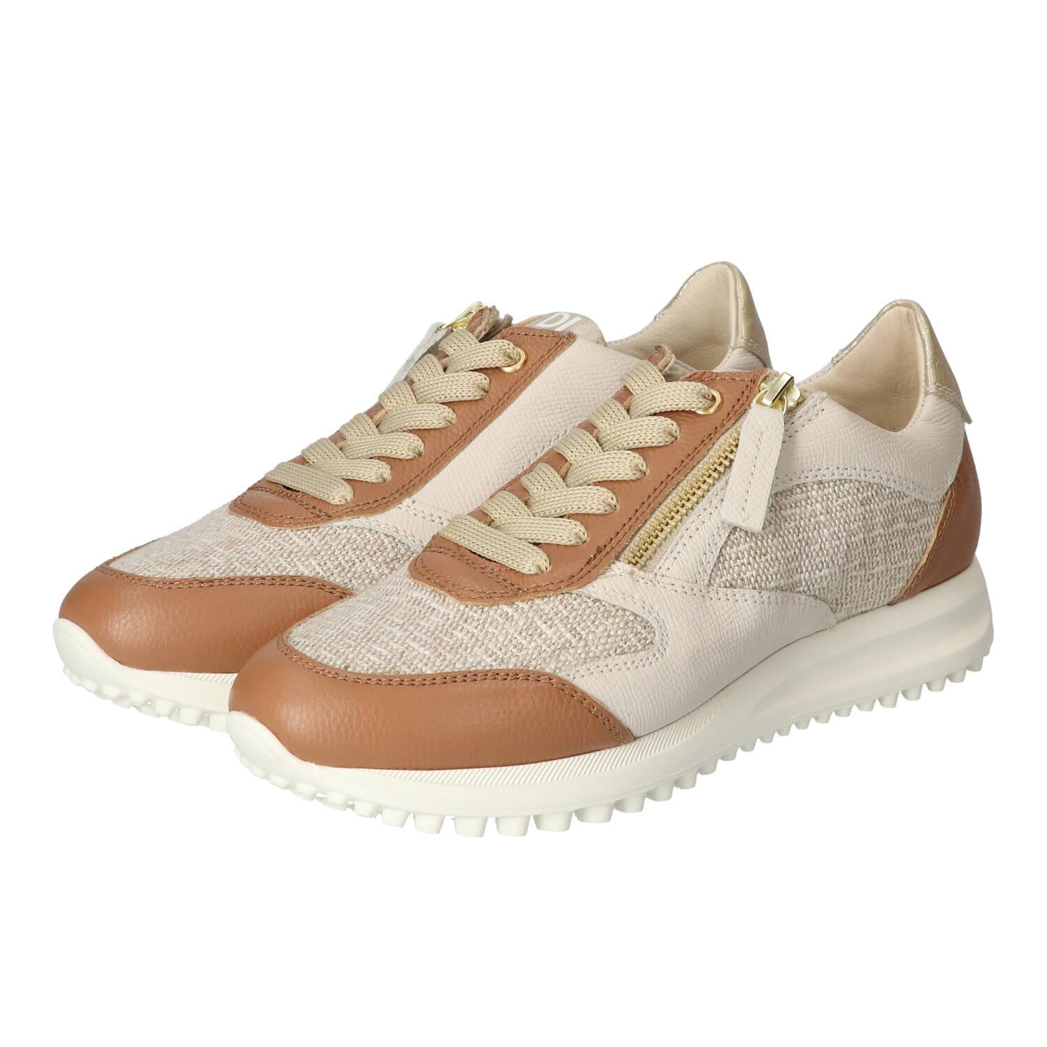 Sneakers, Cognac