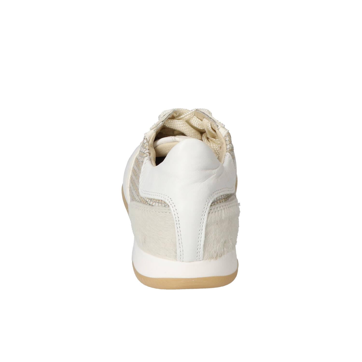 Sneakers, Roze