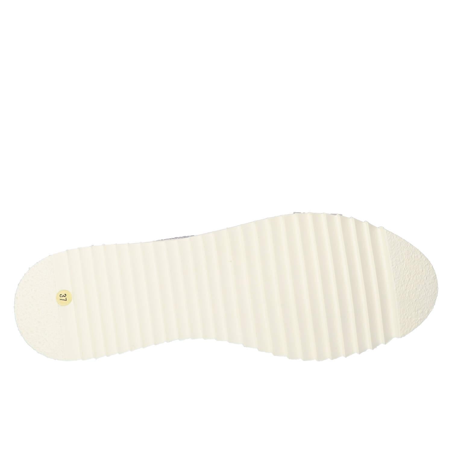 Veterschoenen, Lichtblauw
