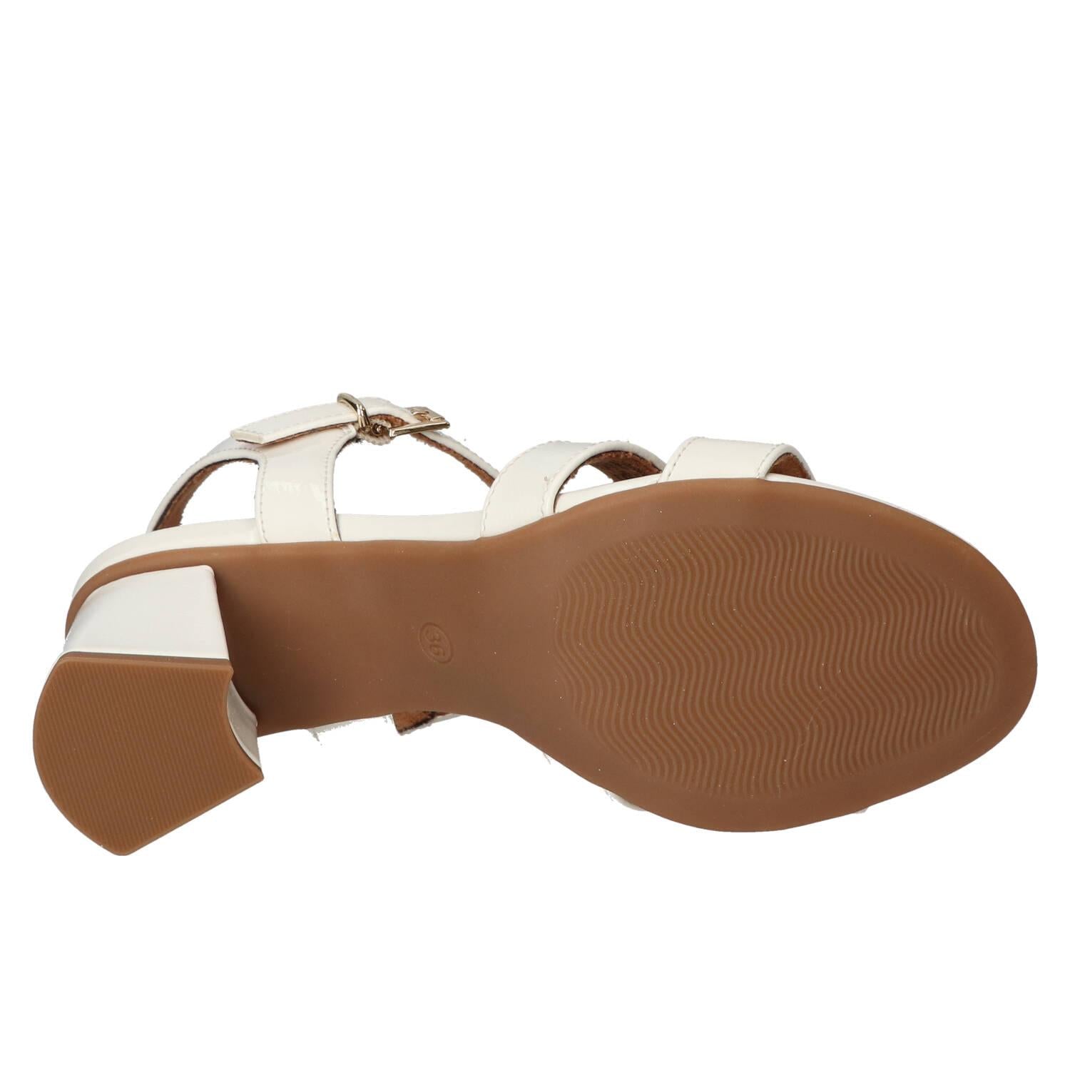 Sandalen, Wit