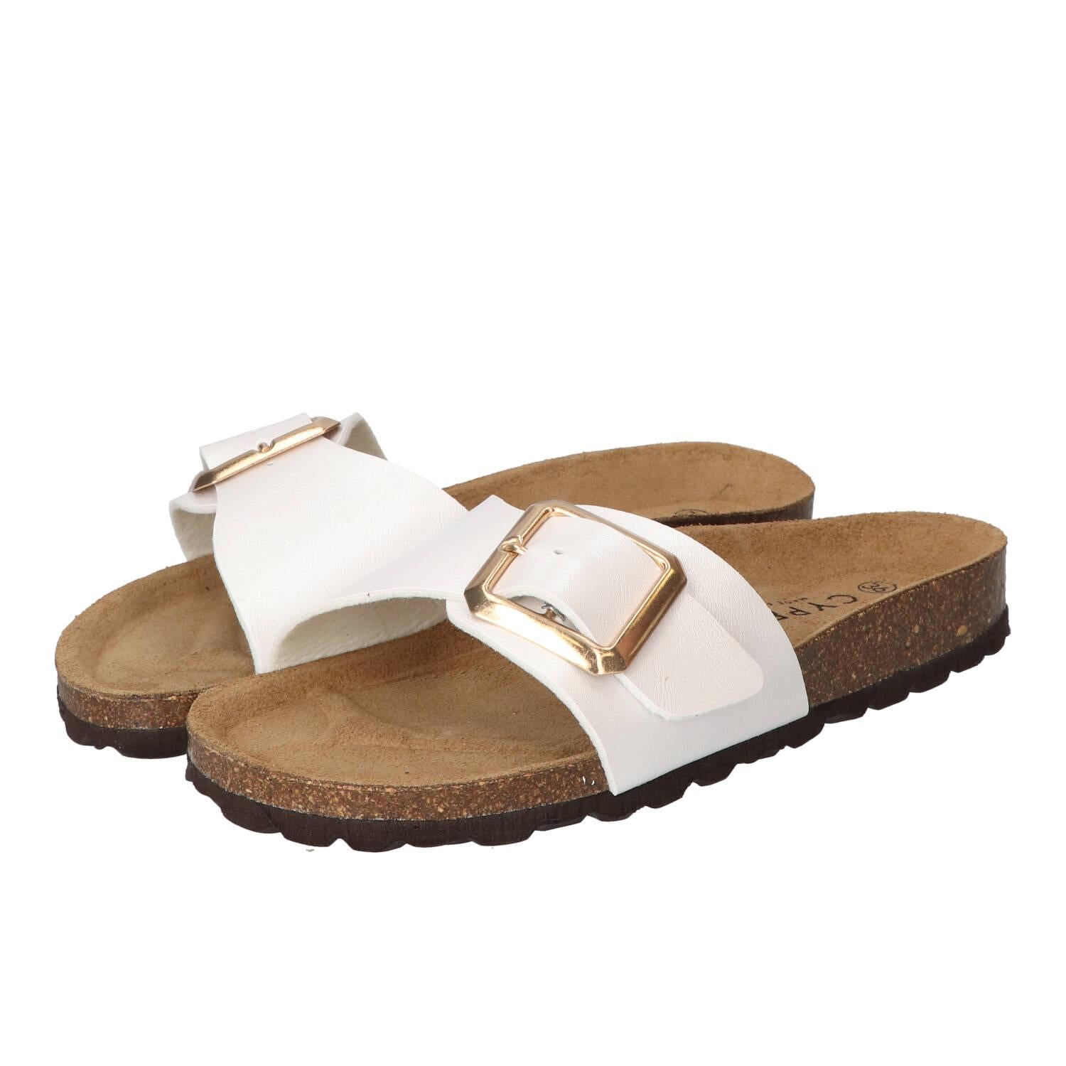Slippers, Wit